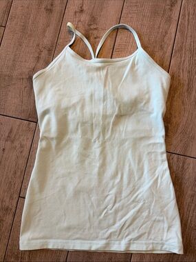 Ivivva (discontinued Lululemon) Girls 14 Athletic Tank in a Mint Color
